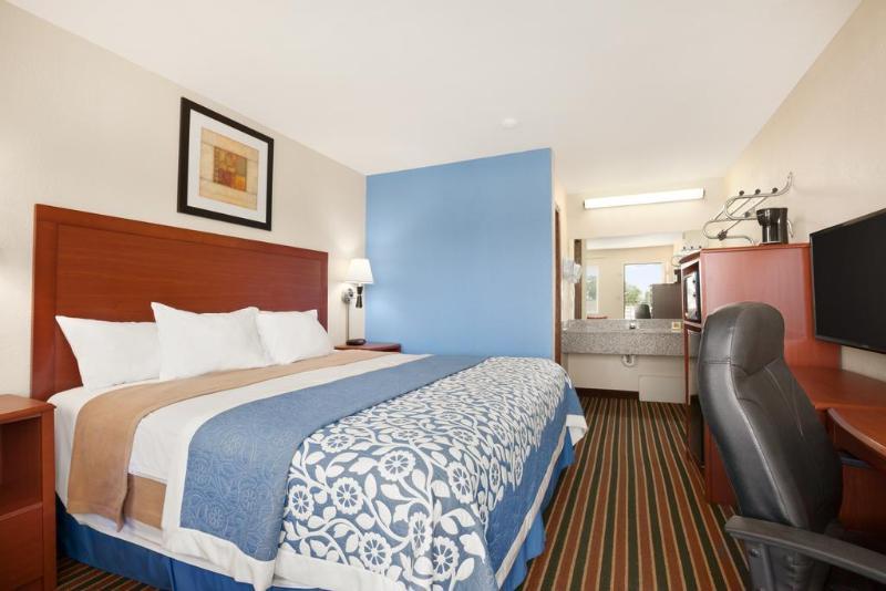 Days Inn By Wyndham Champaign/Urbana Zewnętrze zdjęcie