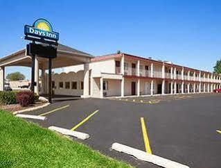 Days Inn By Wyndham Champaign/Urbana Zewnętrze zdjęcie